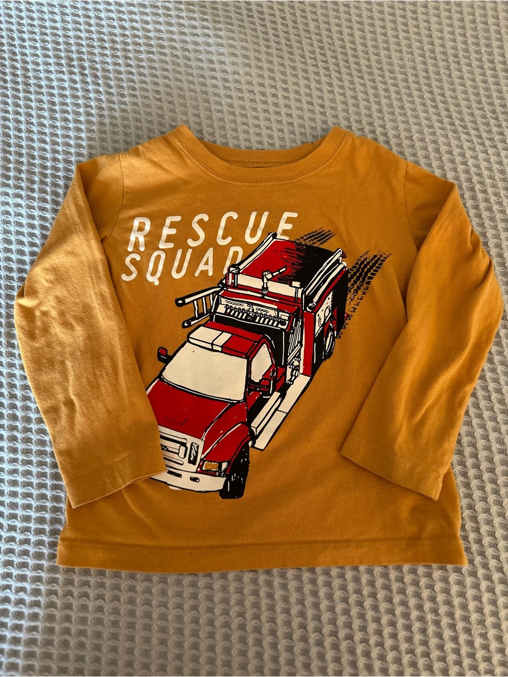 Fire truck theme bundle of boys size 3T clothing - Picture 4 of 12